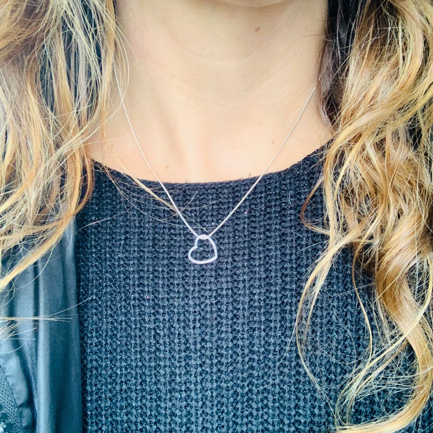 Collar corazón colgado