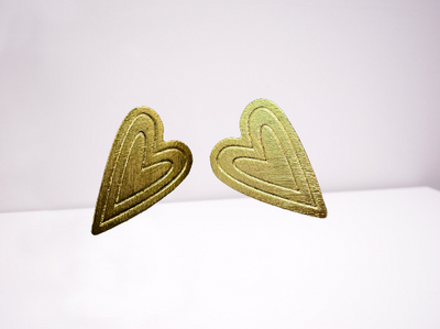Aros Corazón Alargado - Peltre con baño de oro
